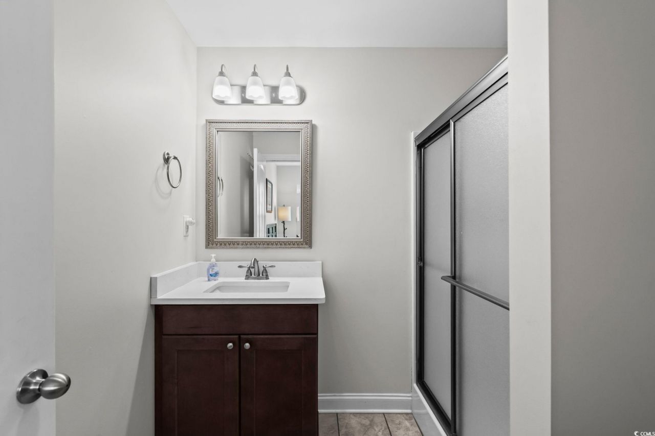 6001 N121 South Kings Hwy. Photo 34