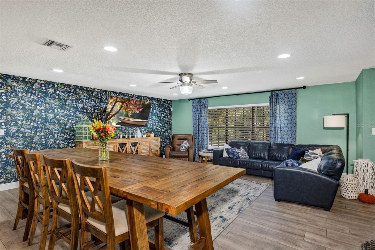 5520 NE 2nd Lane, Ocala, FL 34470 Photo