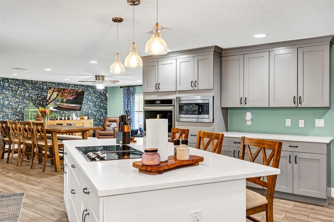 5520 NE 2nd Lane, Ocala, FL 34470 Photo