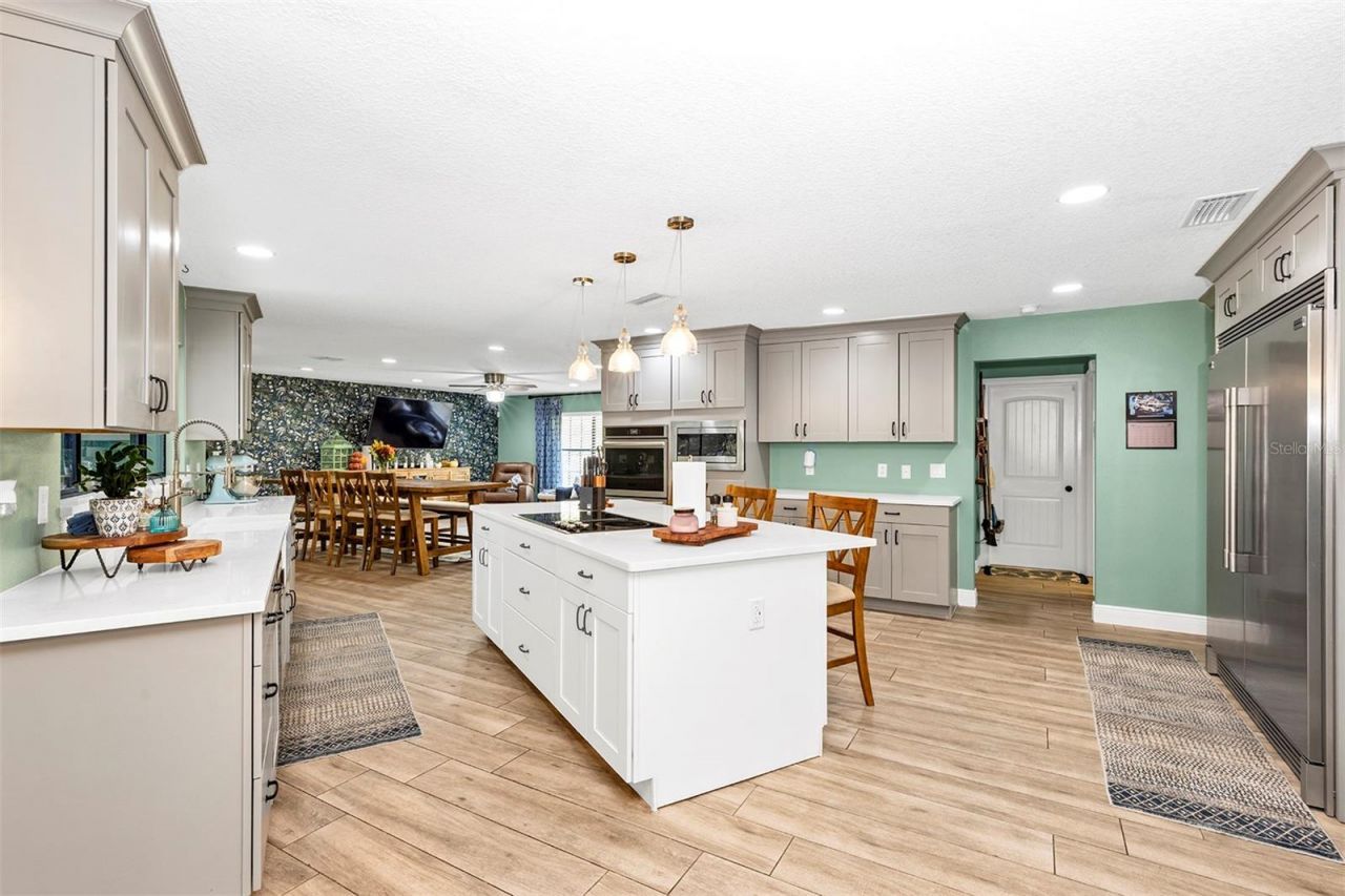 5520 NE 2nd Lane, Ocala, FL 34470 Photo