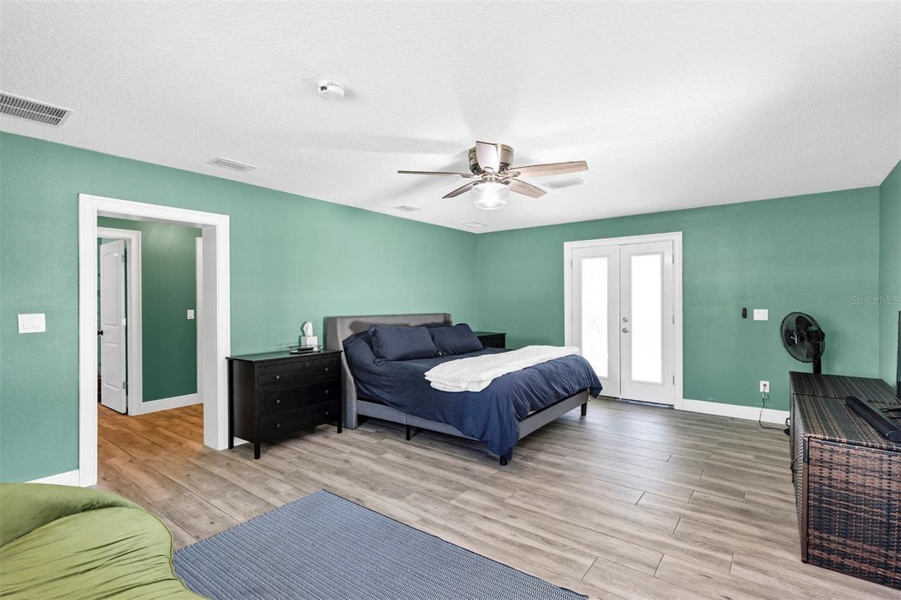 5520 NE 2nd Lane, Ocala, FL 34470 Photo