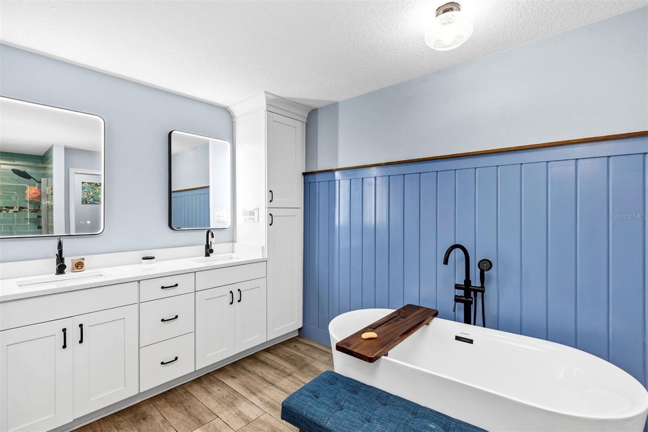 5520 NE 2nd Lane, Ocala, FL 34470 Photo