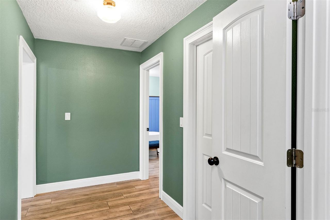 5520 NE 2nd Lane, Ocala, FL 34470 Photo