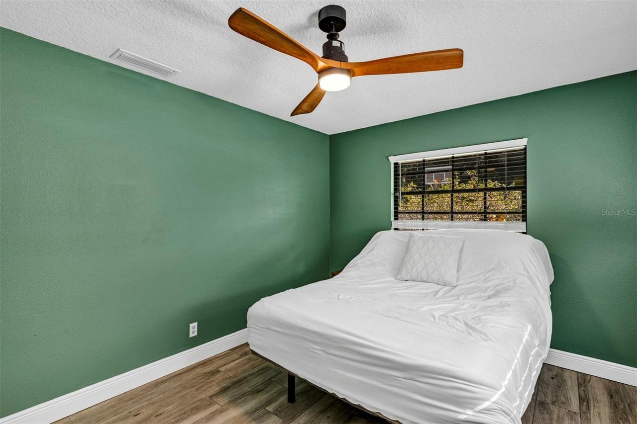 5520 NE 2nd Lane, Ocala, FL 34470 Photo