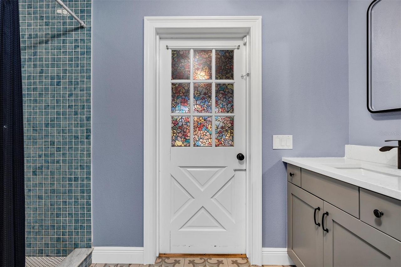 5520 NE 2nd Lane, Ocala, FL 34470 Photo