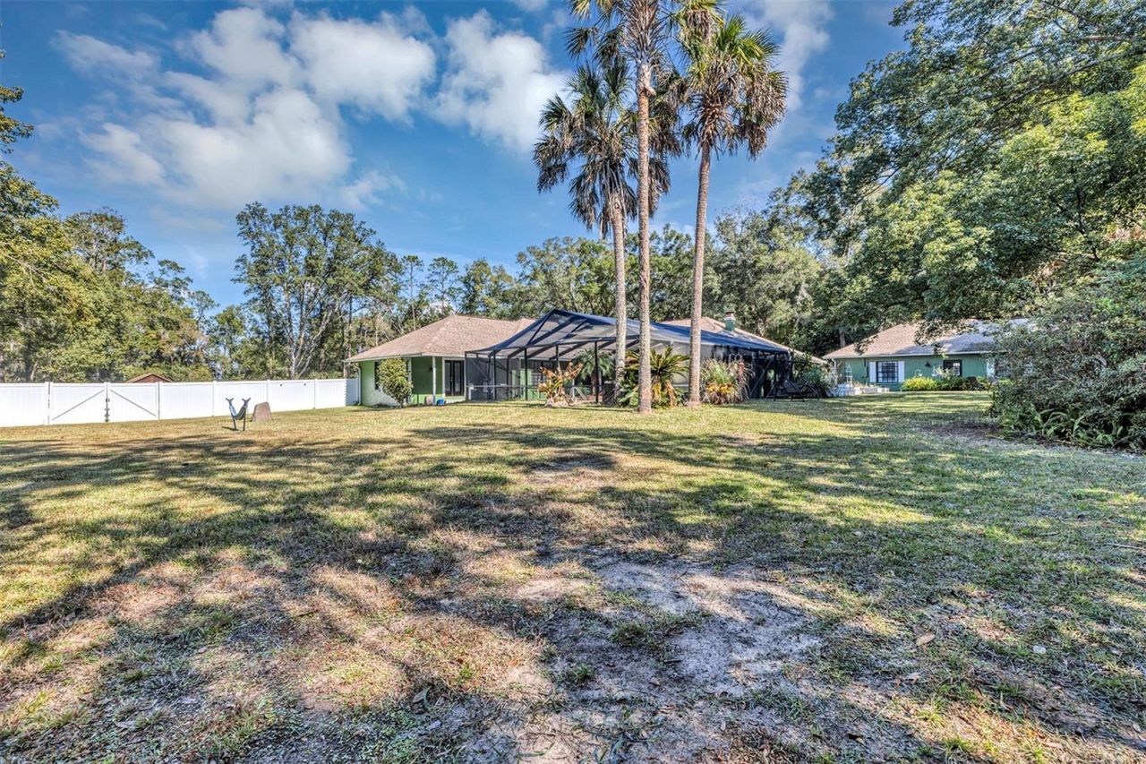 5520 NE 2nd Lane, Ocala, FL 34470 Photo