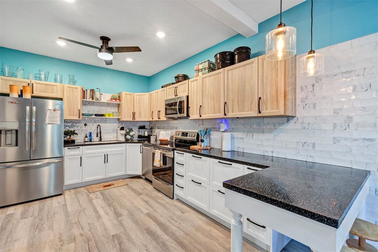 5520 NE 2nd Lane, Ocala, FL 34470 Photo