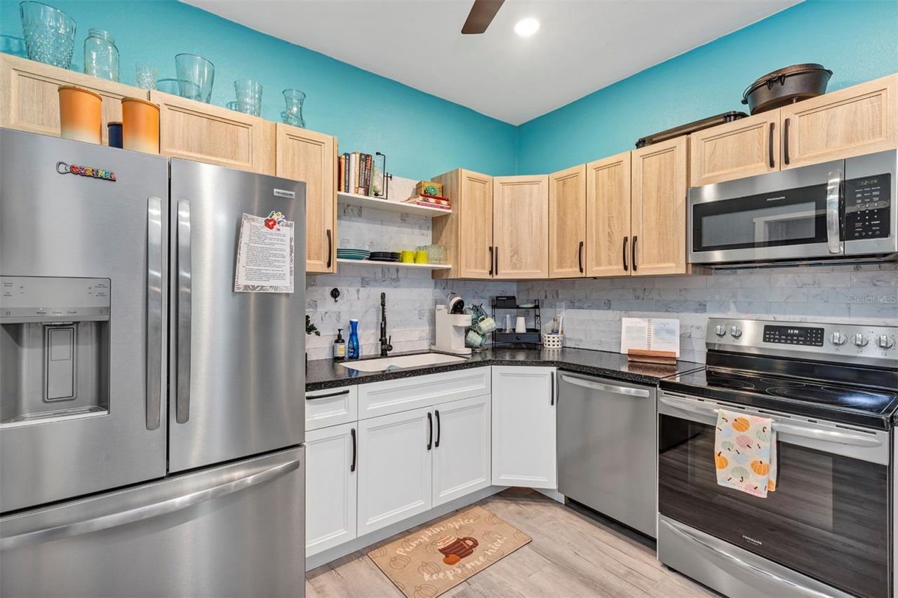 5520 NE 2nd Lane, Ocala, FL 34470 Photo