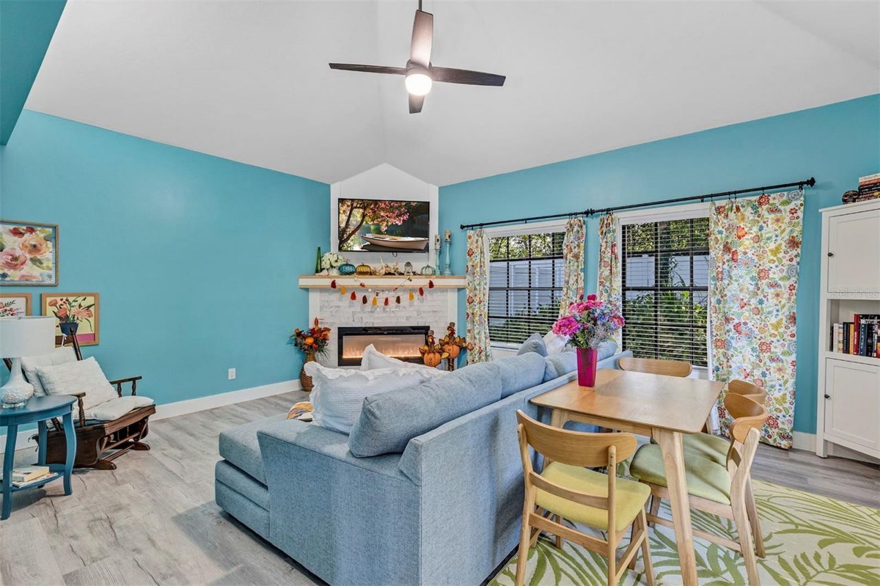 5520 NE 2nd Lane, Ocala, FL 34470 Photo