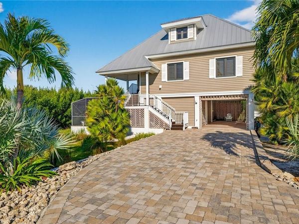 698 Spartina CT, SANIBEL, FL 33957
