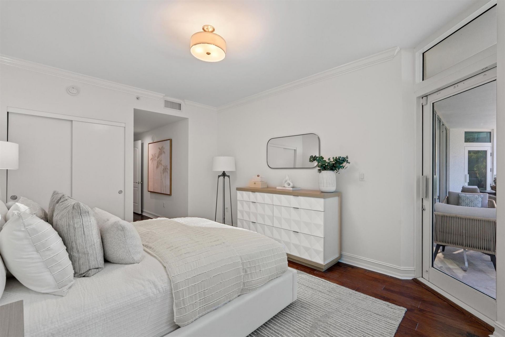 550 SE Mizner Boulevard, Unit B202, Boca Raton, FL 33432 Photo