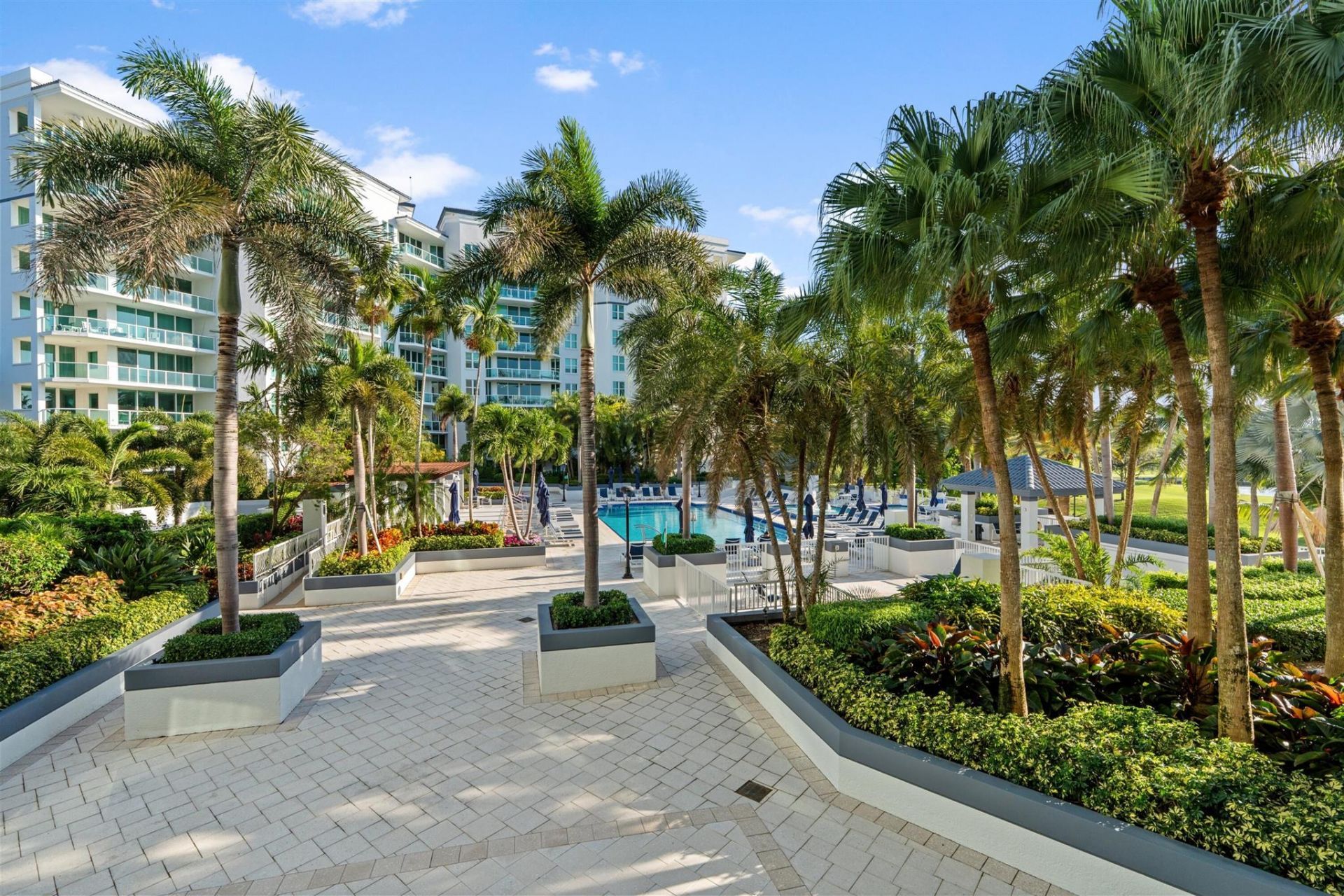 550 SE Mizner Boulevard, Unit B202, Boca Raton, FL 33432 Photo