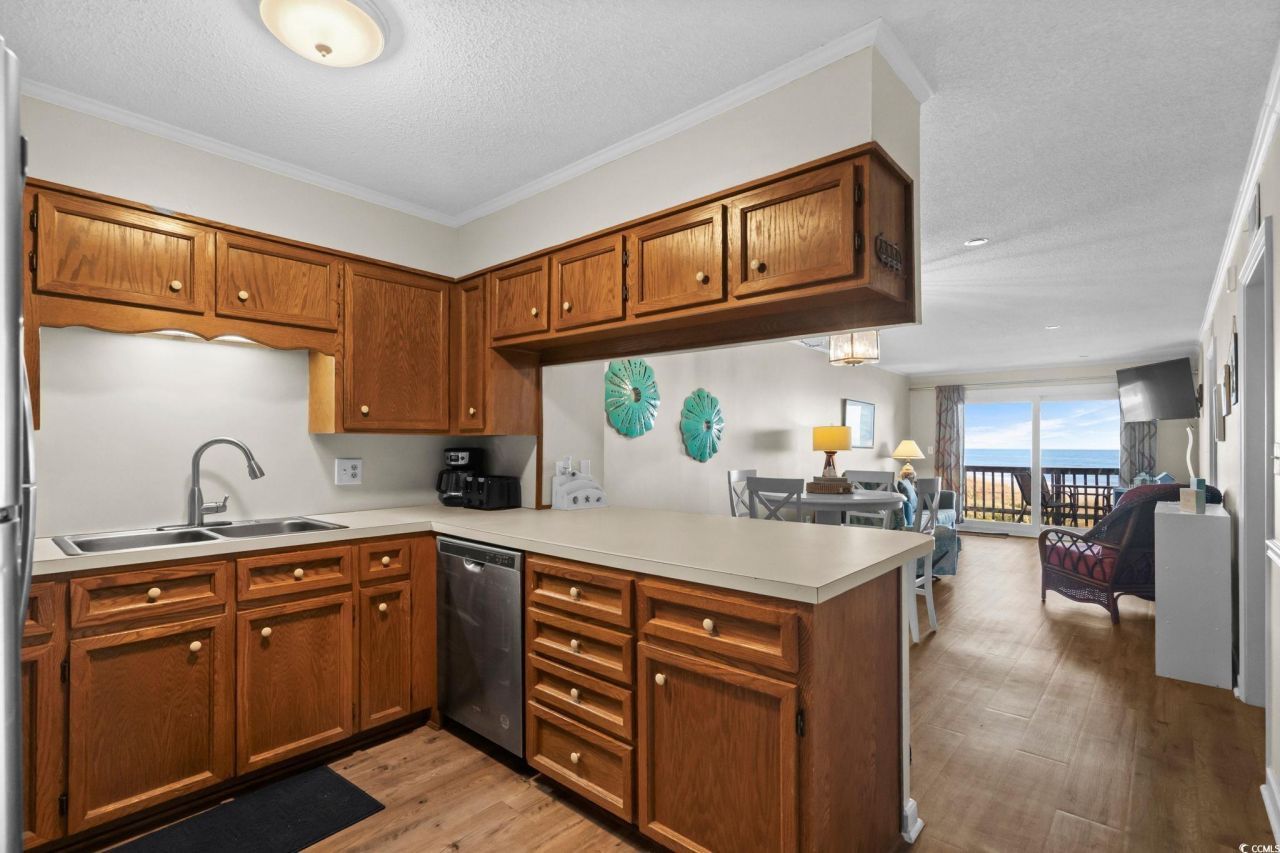 1310 N Waccamaw Dr. Photo 15