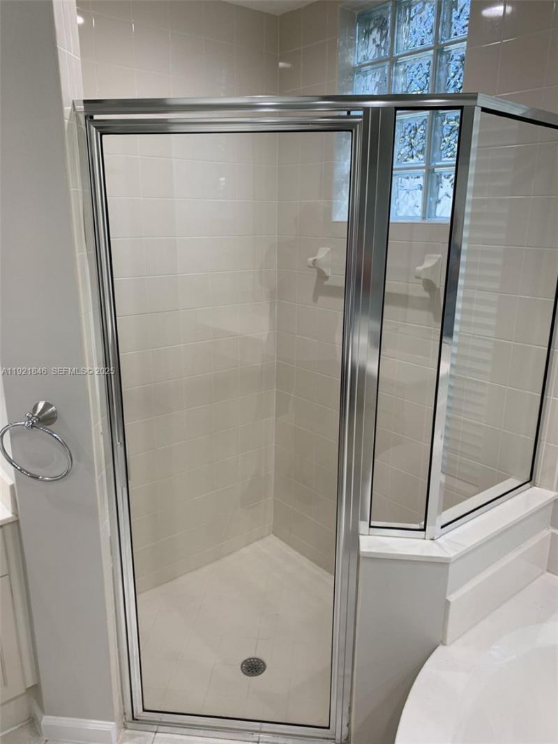 2518 Bay Pointe Ct, Weston, FL 33327 Photo