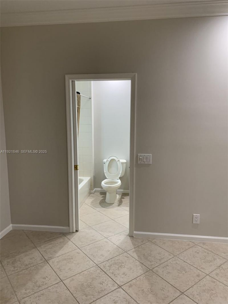 2518 Bay Pointe Ct, Weston, FL 33327 Photo