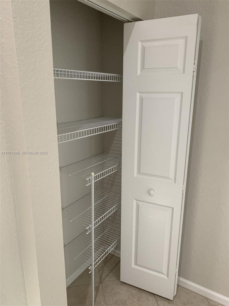 2518 Bay Pointe Ct, Weston, FL 33327 Photo