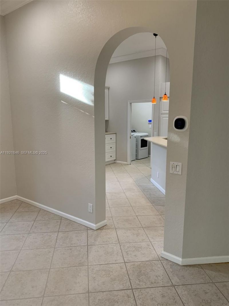 2518 Bay Pointe Ct, Weston, FL 33327 Photo