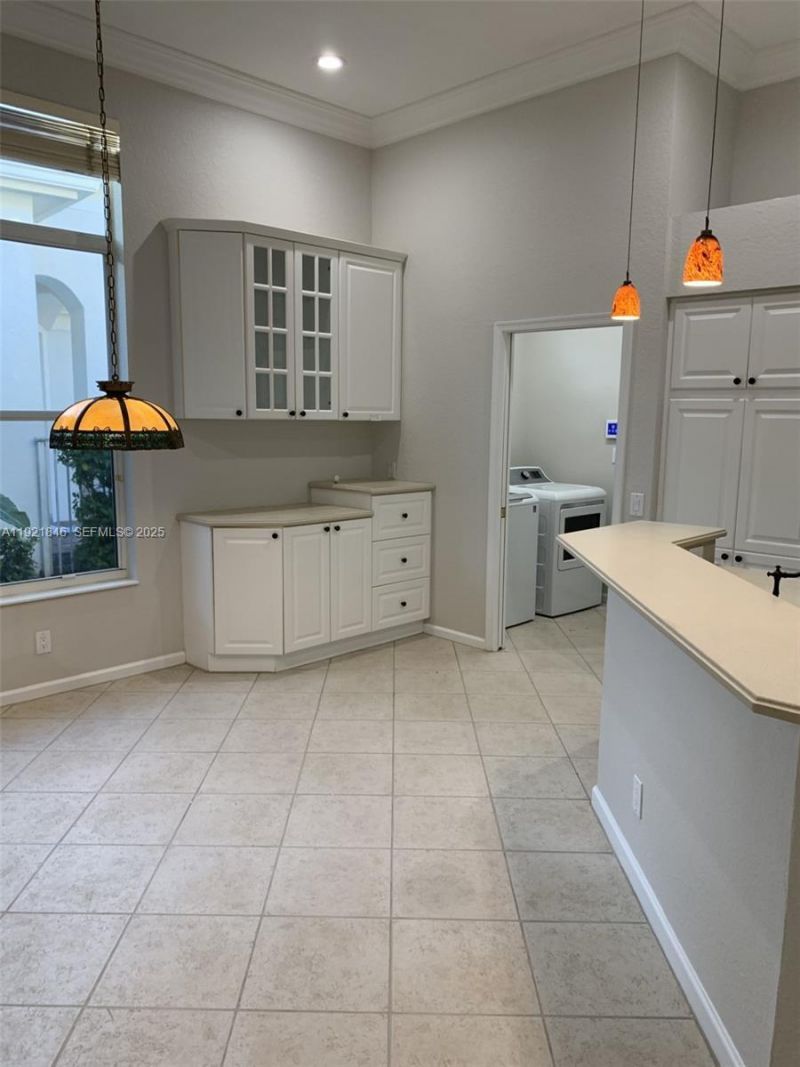 2518 Bay Pointe Ct, Weston, FL 33327 Photo