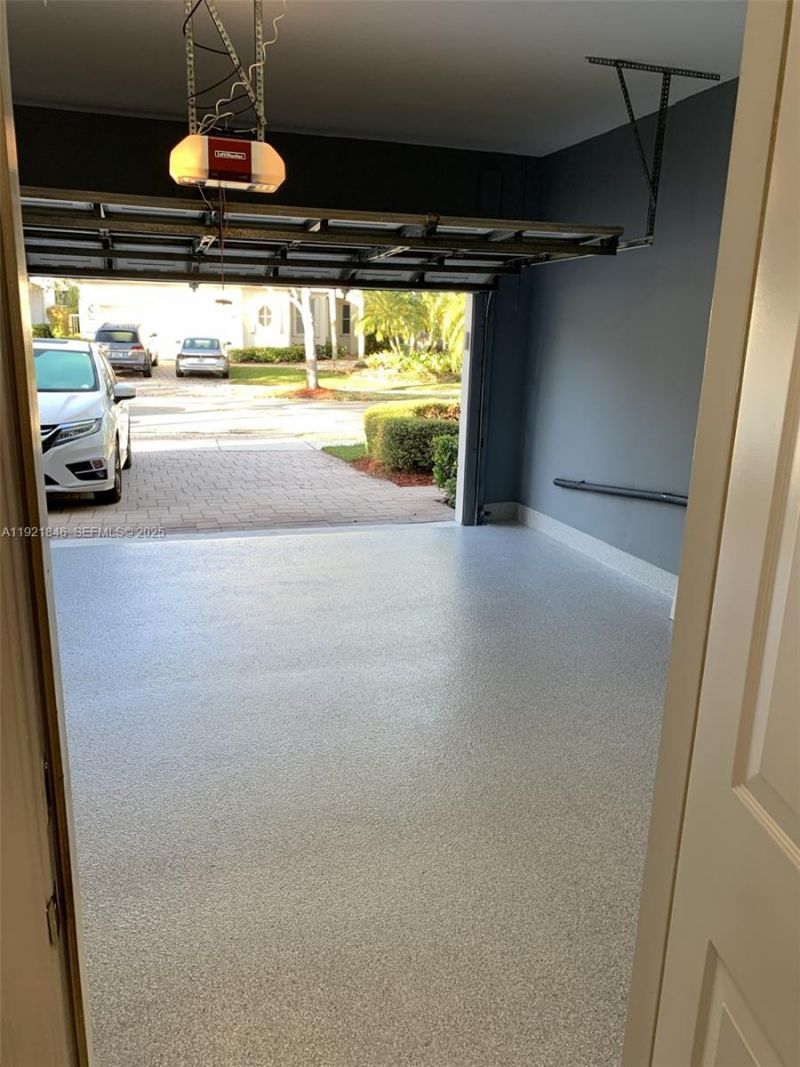 2518 Bay Pointe Ct, Weston, FL 33327 Photo