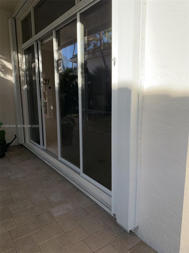 2518 Bay Pointe Ct, Weston, FL 33327 Photo