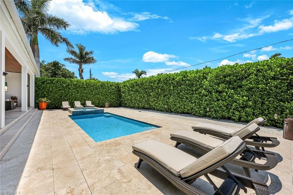 1167 22nd Ave N, Naples, FL 34103 Photo