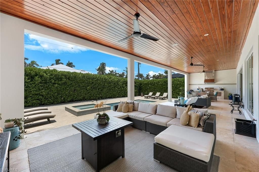 1167 22nd Ave N, Naples, FL 34103 Photo