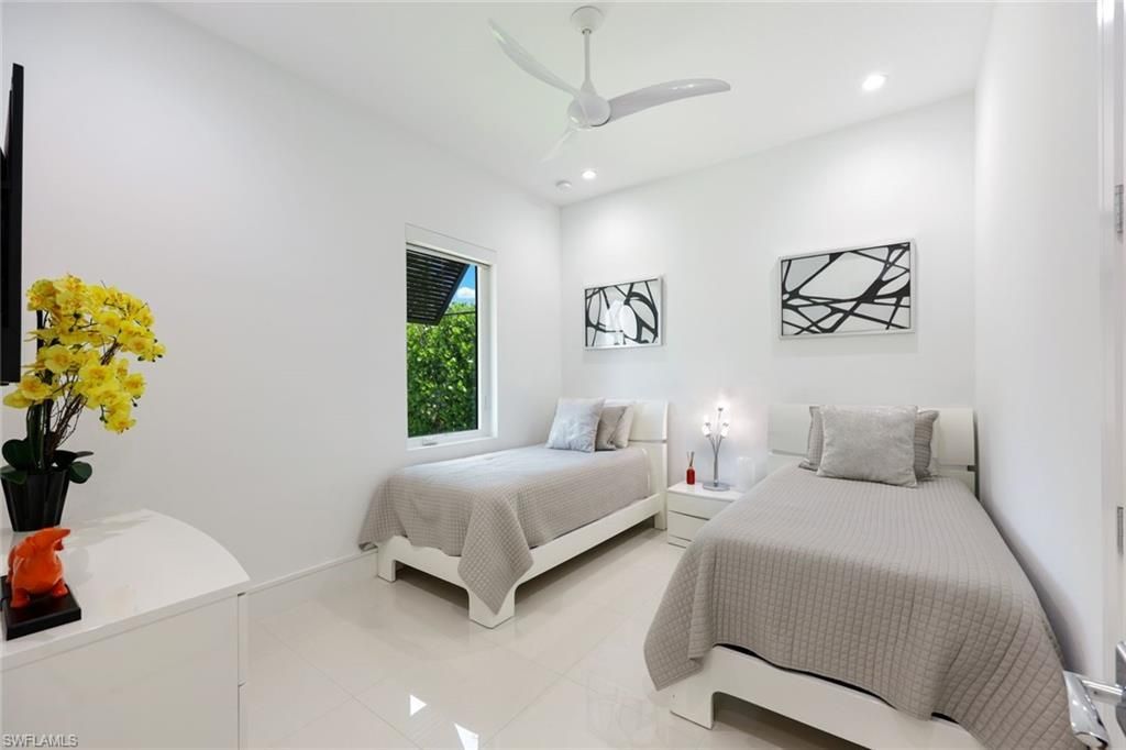 1167 22nd Ave N, Naples, FL 34103 Photo