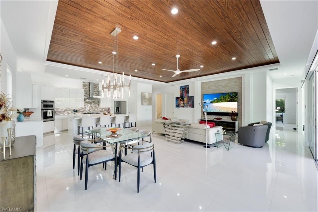 1167 22nd Ave N, Naples, FL 34103 Photo