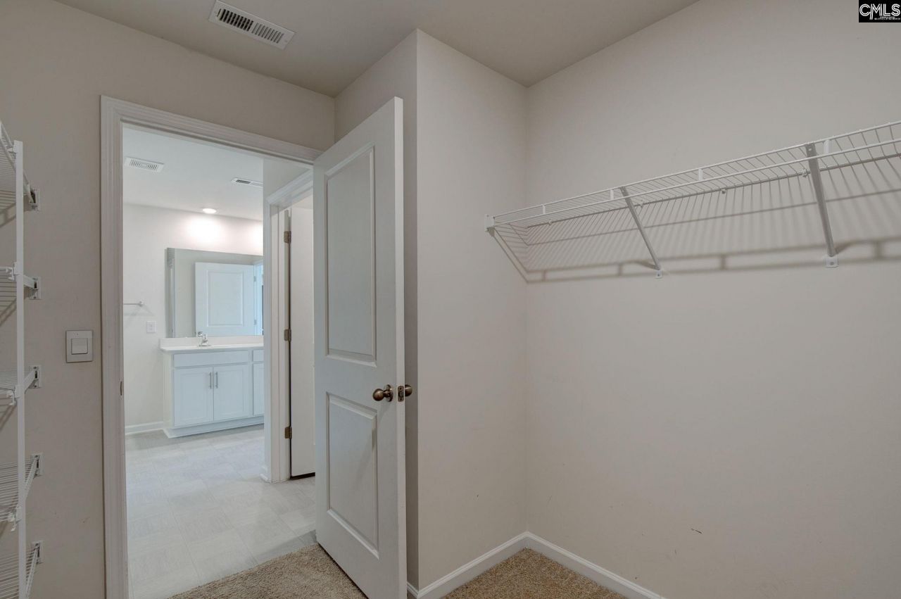 195 Carrington Drive Photo 22