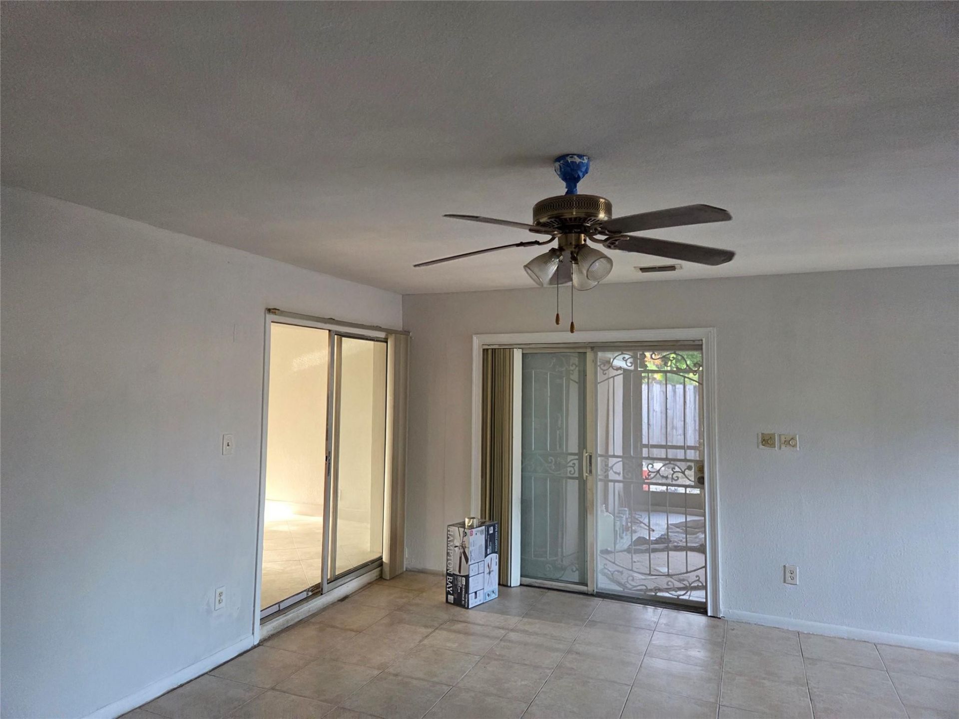 405 SW 79th Terrace, North Lauderdale, FL 33068 Photo