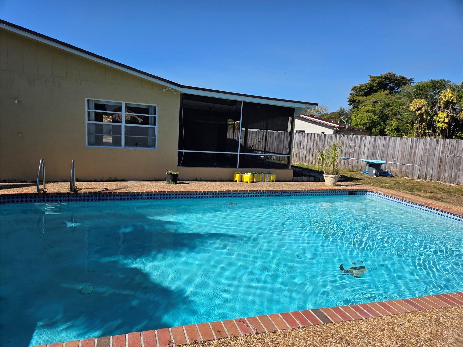 405 SW 79th Terrace, North Lauderdale, FL 33068 Photo