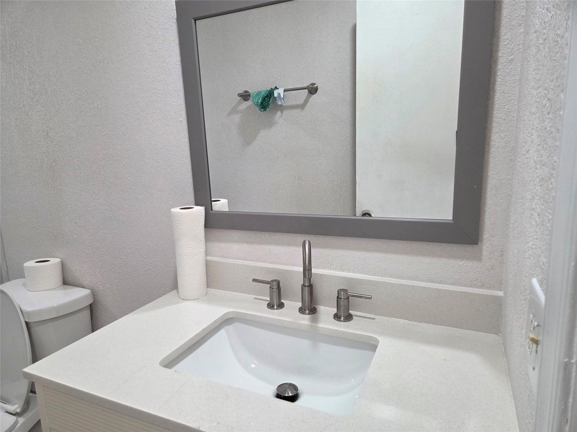 405 SW 79th Terrace, North Lauderdale, FL 33068 Photo