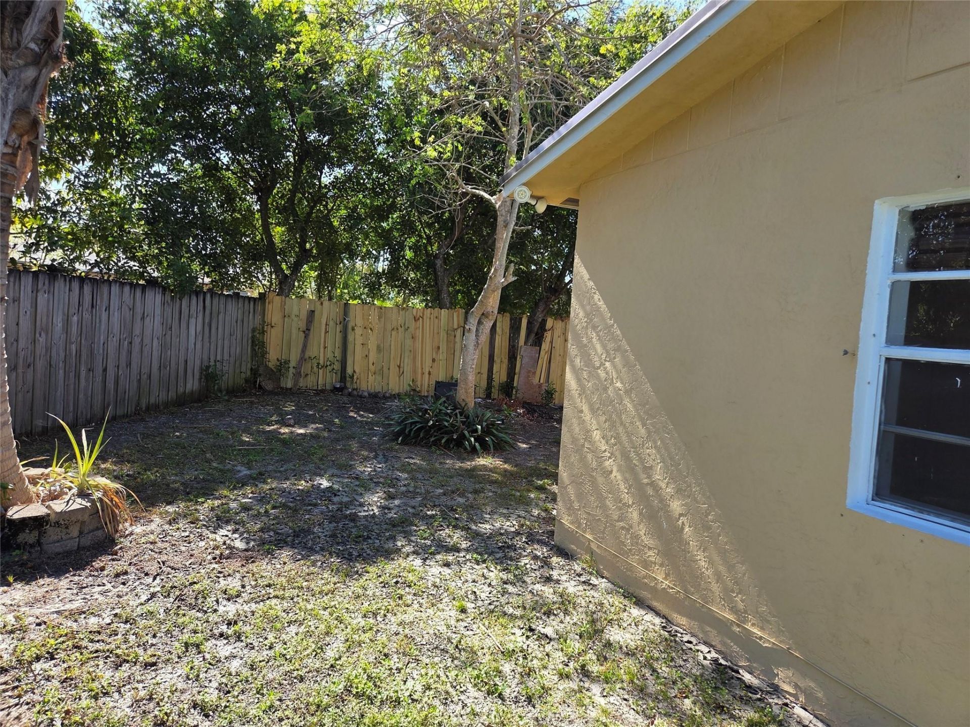 405 SW 79th Terrace, North Lauderdale, FL 33068 Photo