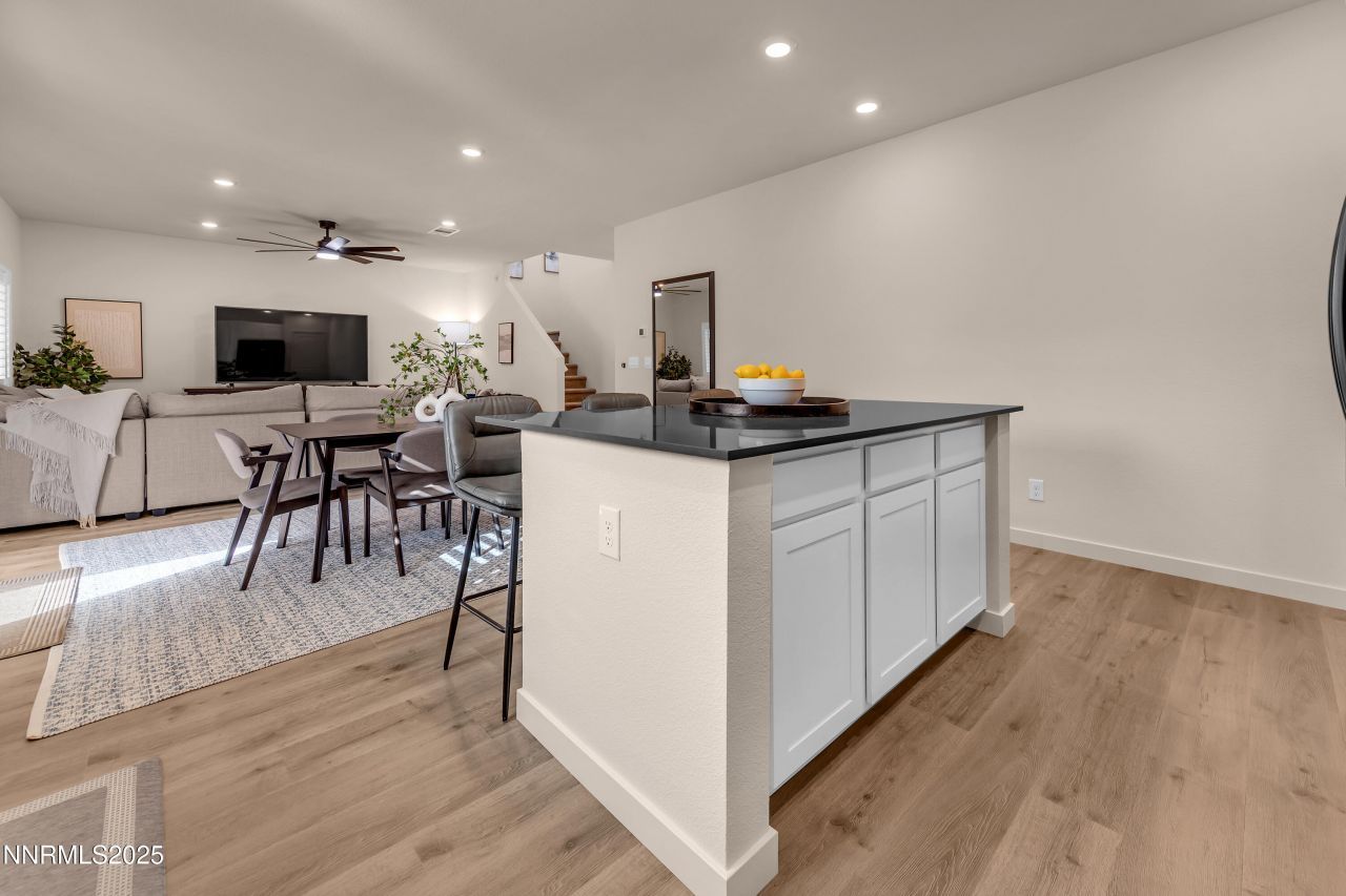 7754 Wandering Way, Reno, NV 89506 Photo