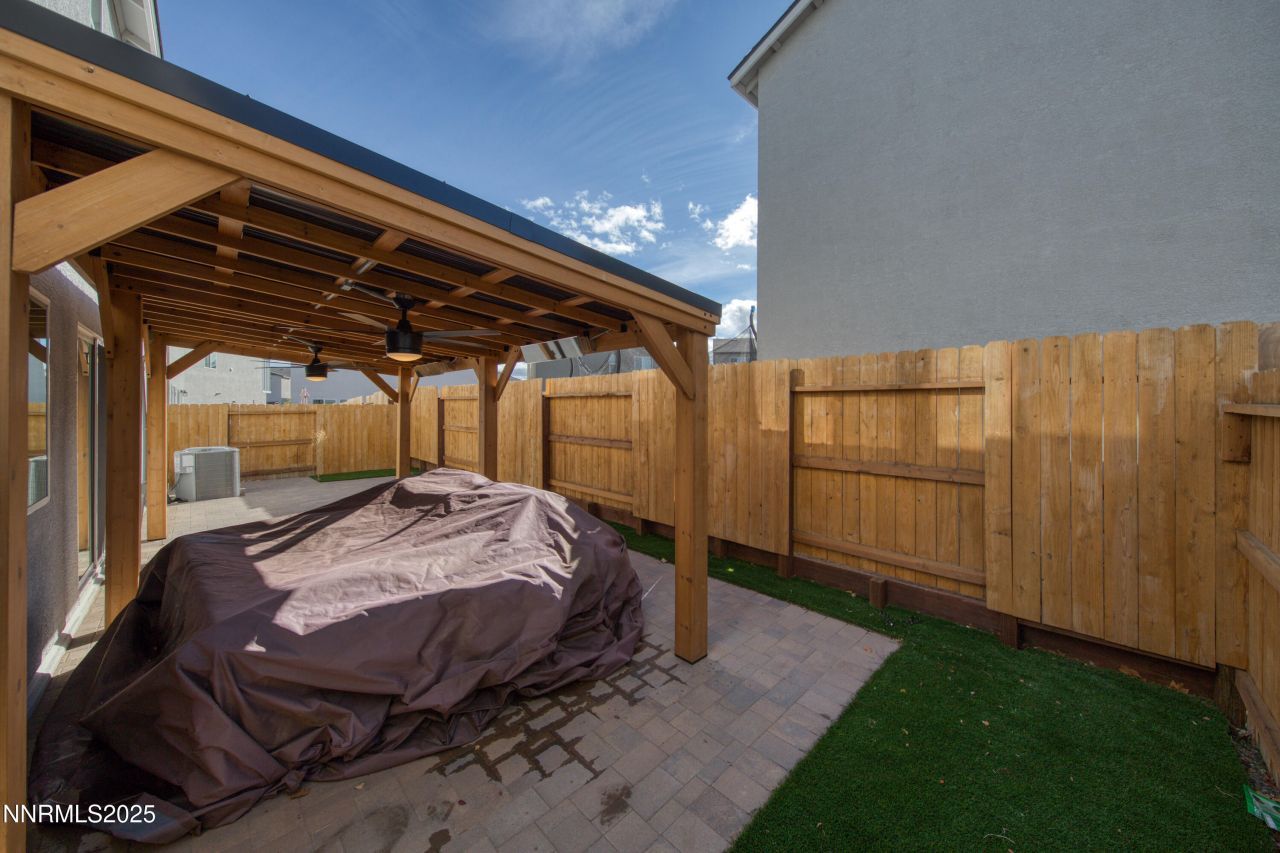 7754 Wandering Way, Reno, NV 89506 Photo