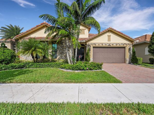 9375 Cantal Cir W, Parkland, FL 33076