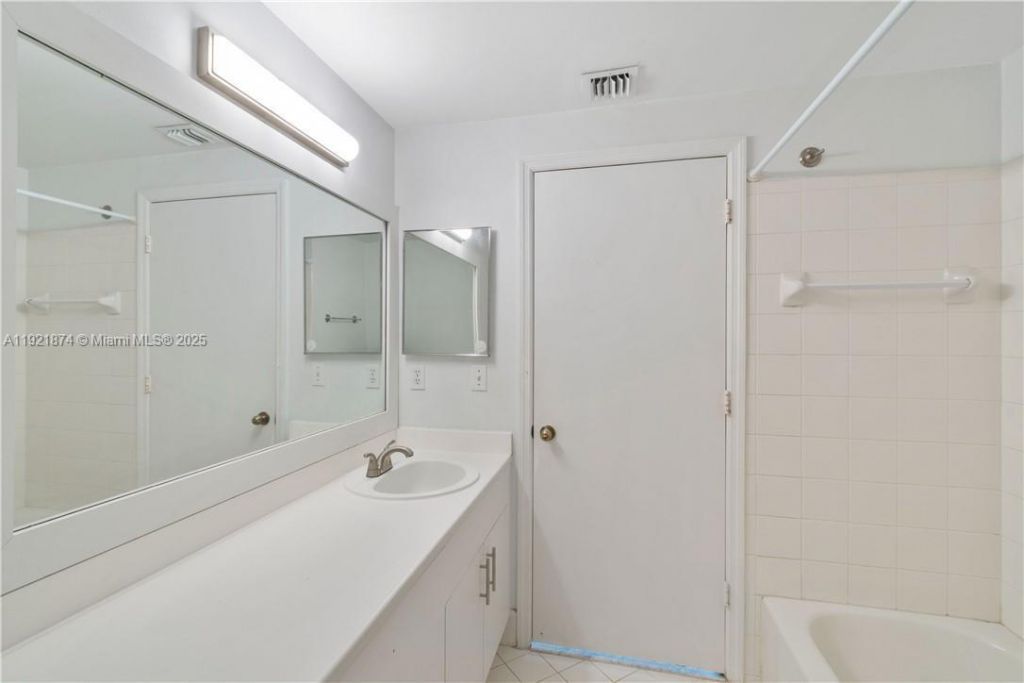 1820 Salerno Cir, Weston, FL 33327 Photo