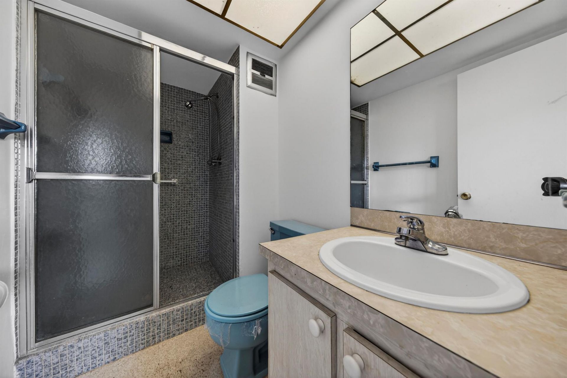 2551 W Golf Boulevard, Unit 209, Pompano Beach, FL 33064 Photo