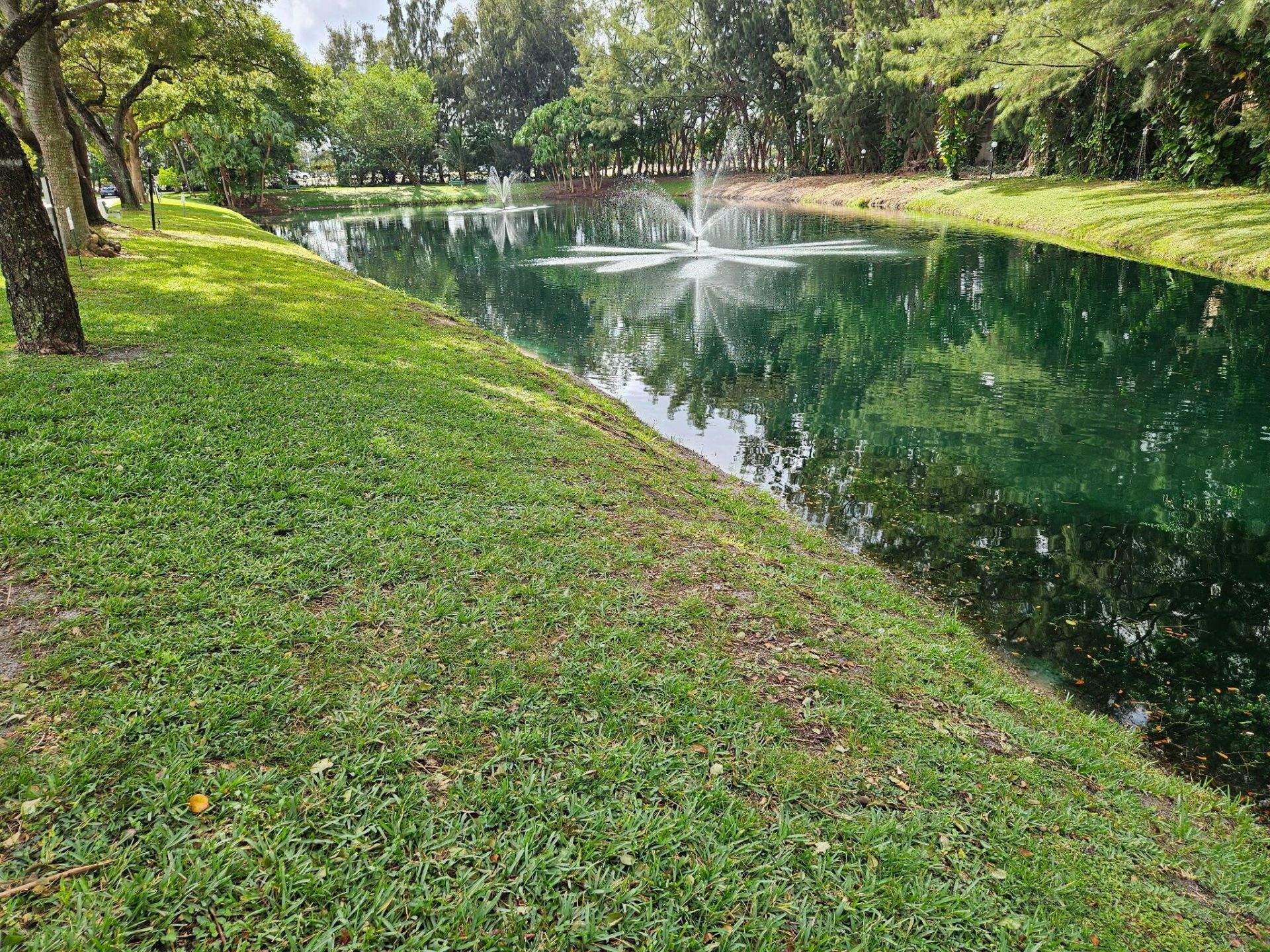 2551 W Golf Boulevard, Unit 209, Pompano Beach, FL 33064 Photo