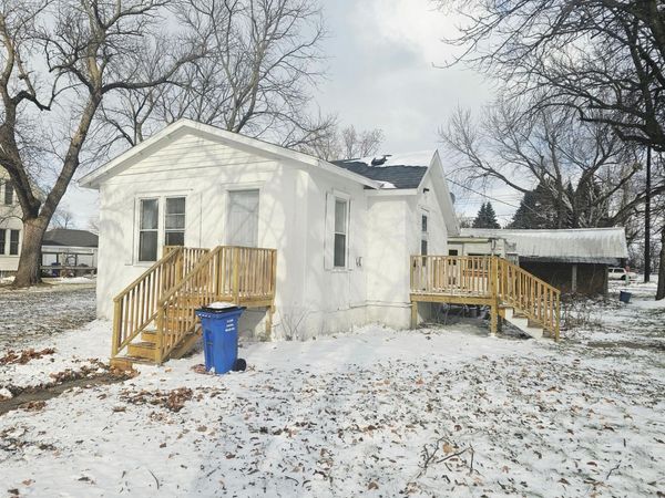 600 12th Ave., Clarkfield, MN 56223