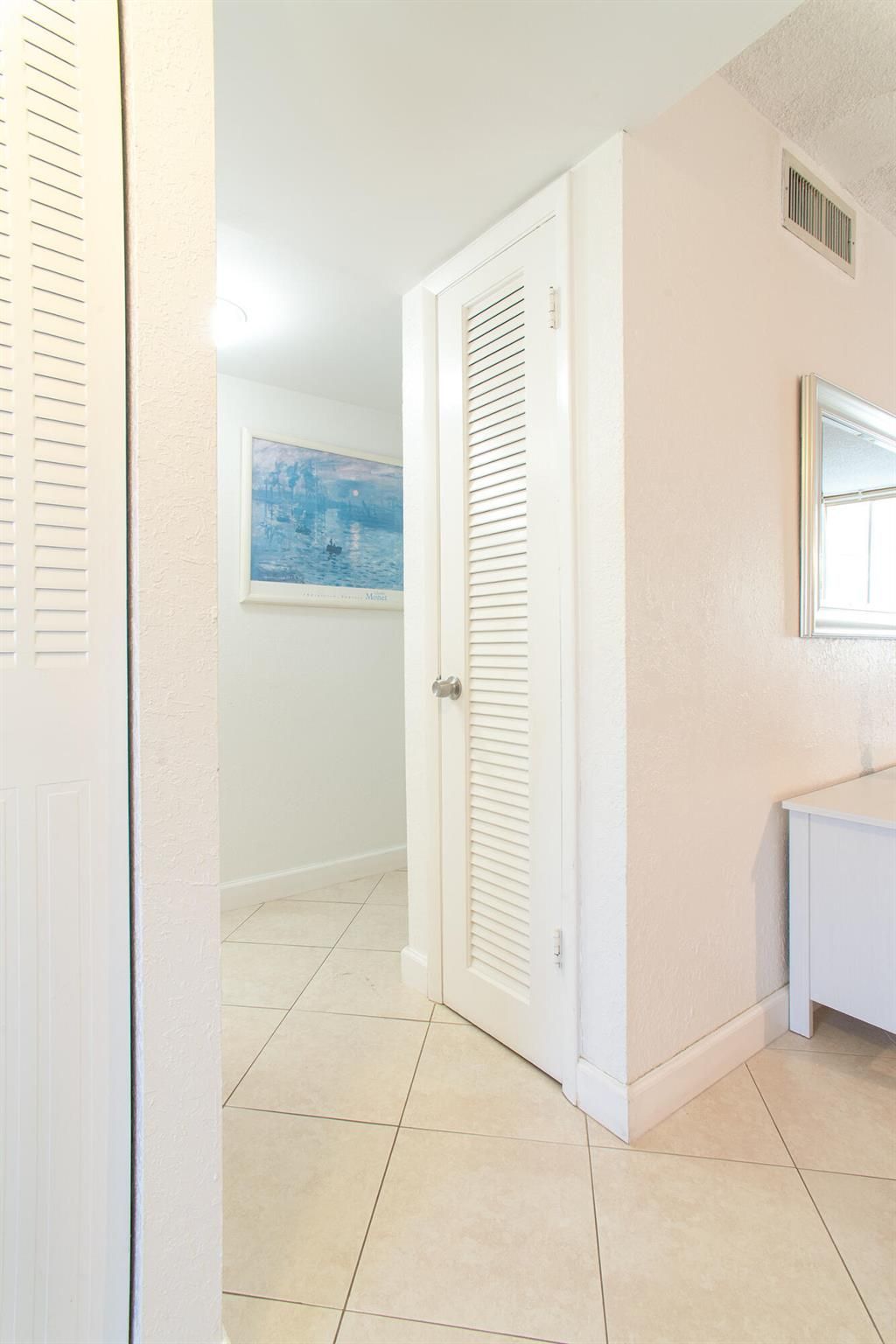 3091 E Sun Sunrise Lakes Drive E, Unit 207, Sunrise, FL 33322 Photo