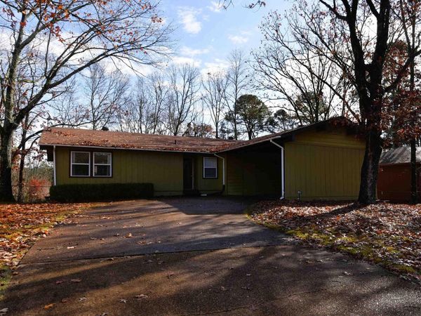 135 Dunn Hollow Dr, Fairfield Bay, AR 72088