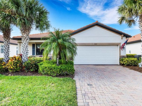 19317 NEARPOINT DRIVE, VENICE, FL 34292