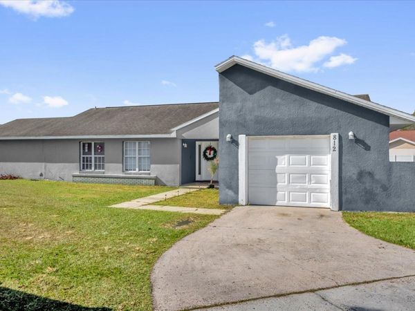 812 E. FLAG LANE, KISSIMMEE, FL 34759
