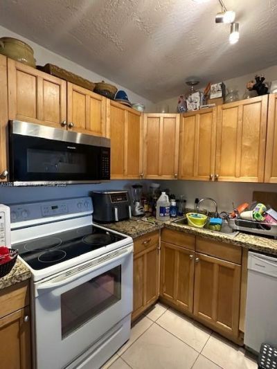 13655 NE 10th Ave, Unit 210, North Miami, FL 33161 Photo