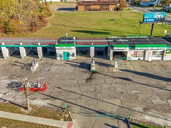 3422 Flushing Road, Flint, MI 48504