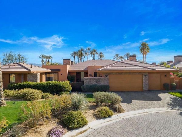 50020 Via Puente, La Quinta, CA 92253