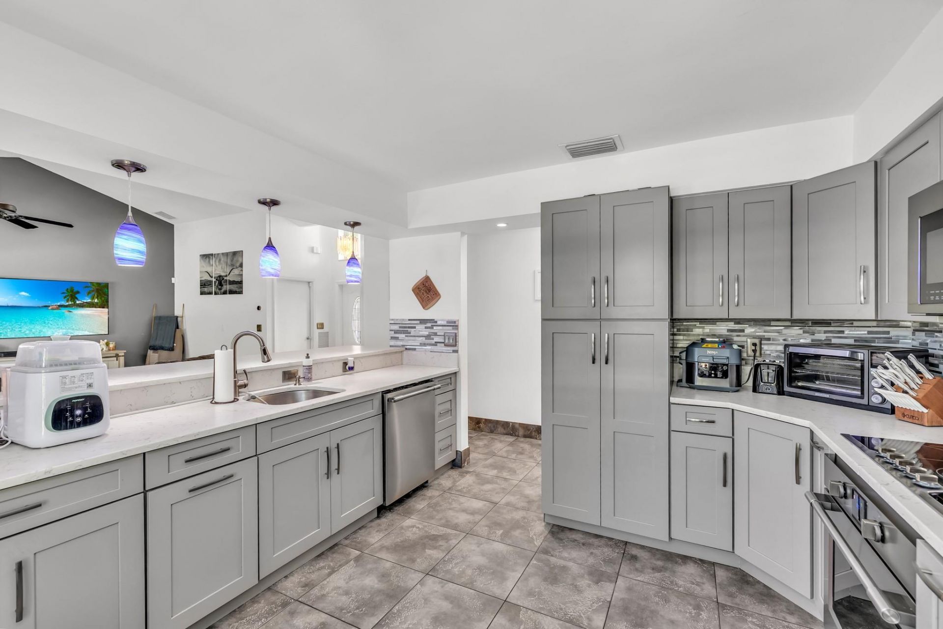 24 Dogwood Cir, Boynton Beach, FL 33436 Photo