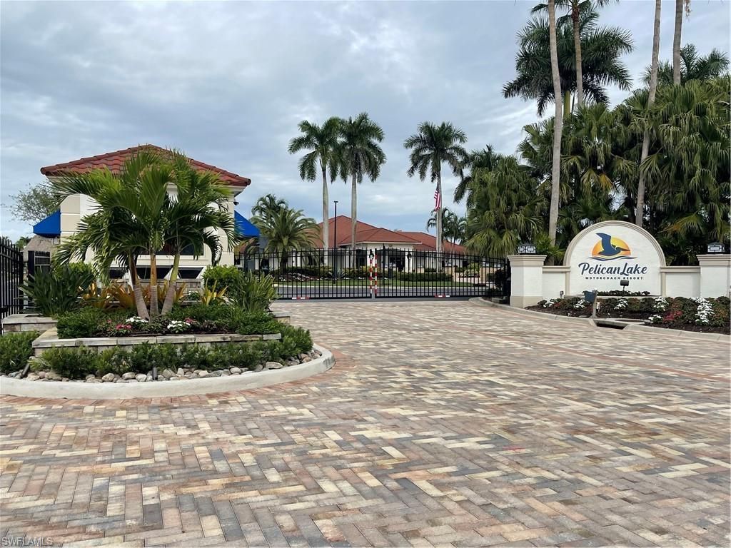 4662 Southern Breeze Dr, Naples, FL 34114 Photo