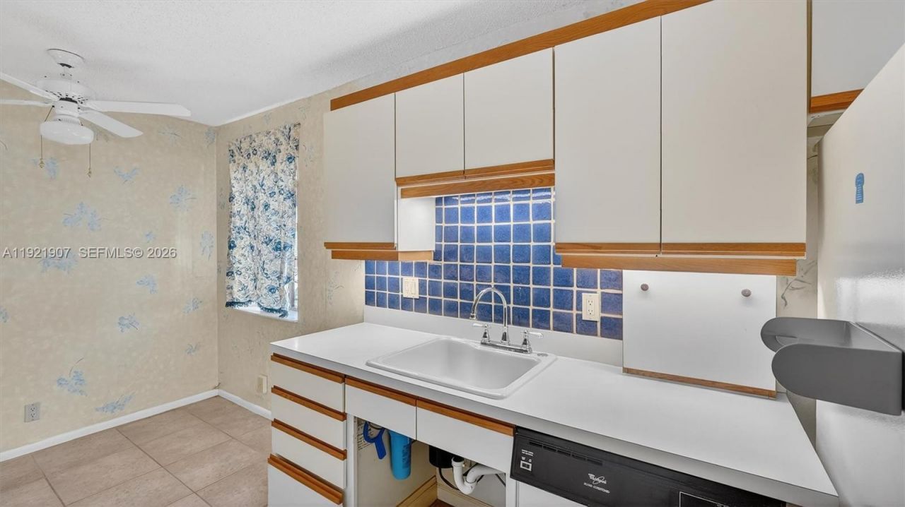 2540 Calamondin Cir, Coconut Creek, FL 33063 Photo